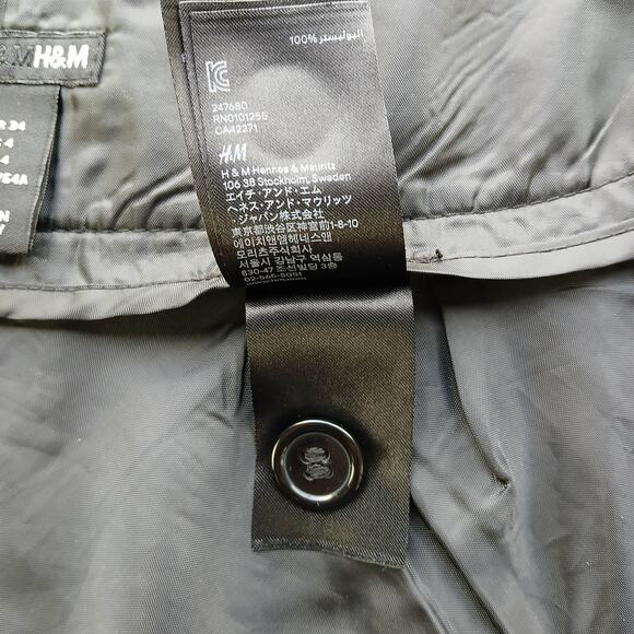 H&M Tartan Plaid Skirt 4 black white pleated buttons pockets lined dark academia - Picture 5 of 10